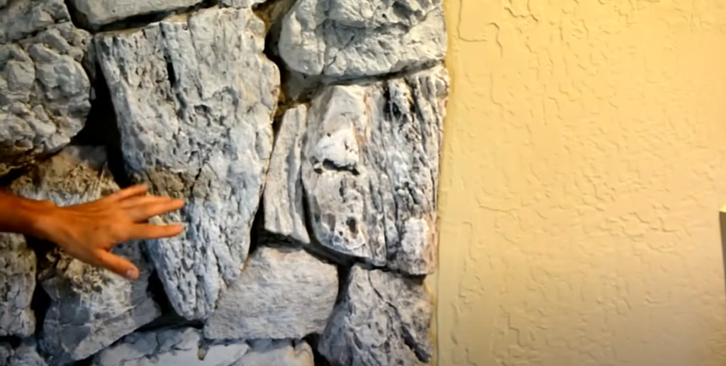 What to Consider When Painting Sandstone Fireplaces